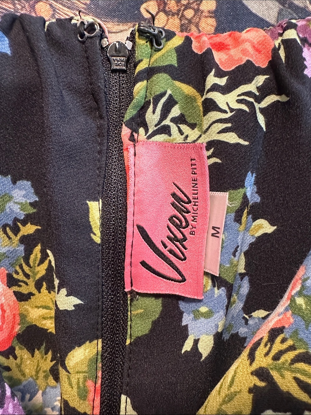Vixen By Micheline Pitt Black Floral Ingenue in Medium M - Picture 2 of 3